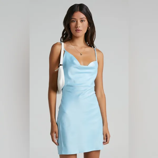 Showpo. Myrcella Dress in Blue Size 4 New with tag - Image 5
