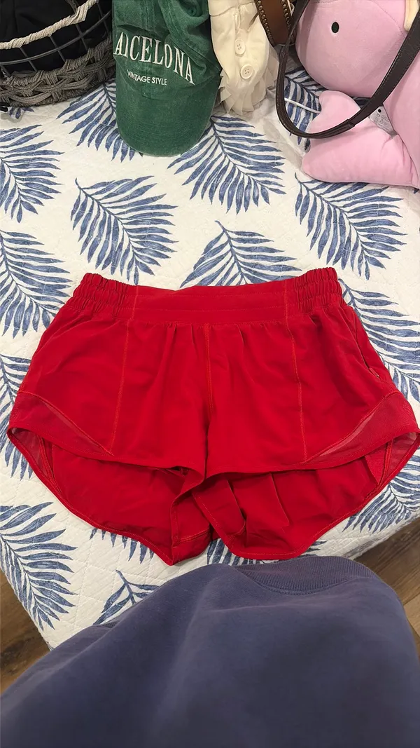 Red Lululemon Hotty Hot 2.5" Shorts - Image 3