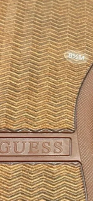 Women’s Shoes Guess 8.5 - Image 5