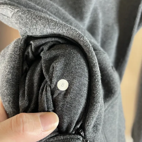 Lululemon Hoodie Womens Size‎ 8 Grey Heavy Sweater Pullover Pockets Performance - Image 8