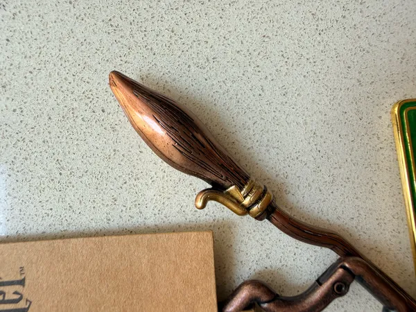 Keychain nimbus 2000 Harry Potter  - Image 3