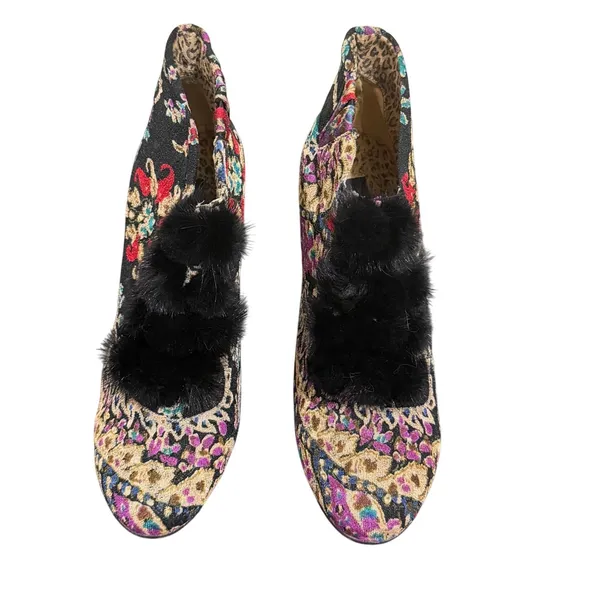 Baci Daisy Floral Tapestry Booties Faux Fur Pom Pom Kitten Heel Black Multi 9M - Image 3