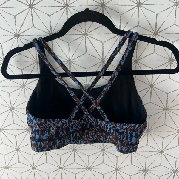 Lululemon Energy Bra *Medium Support, B–D Cups Leopard Camo Blue Nile Multi - Image 6