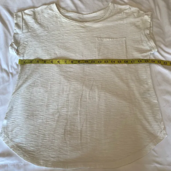 Merona Casual White T-Shirt with Pocket size M - Image 5