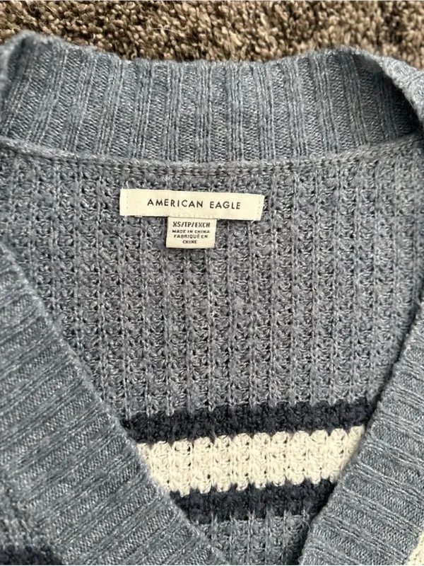 American Eagle Outfitters Blue Sweater Shirt Size XS 0432 - Image 2