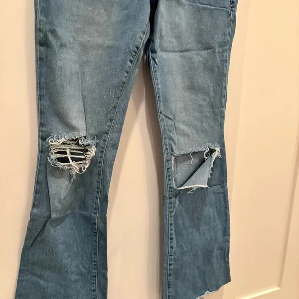Good American Womens Denim High Rise Jeans Bootcut Distressed Size 8/29 RN151301 - Image 4