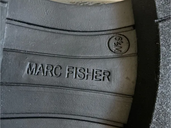 Marc fisher women’s Louann loafer shoes black patent leather chunky silver charm - Image 7