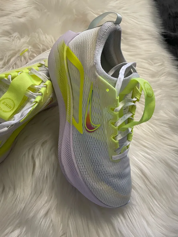 Nike Zoom Fly 4 Premium 'White Barely Green - Image 7