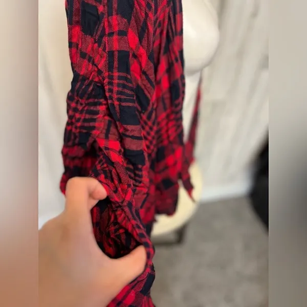 Cardigan Red - Image 4