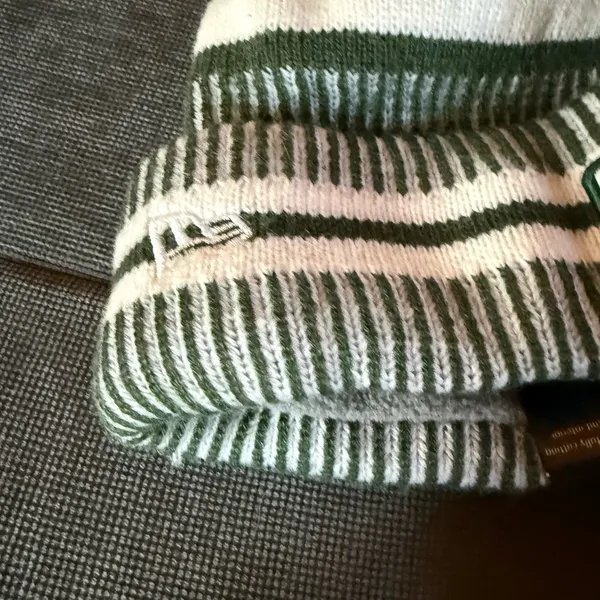 New Era NWT New York Jets Pom Knit Beanie Green White Striped‎ Hat Unisex - Image 7