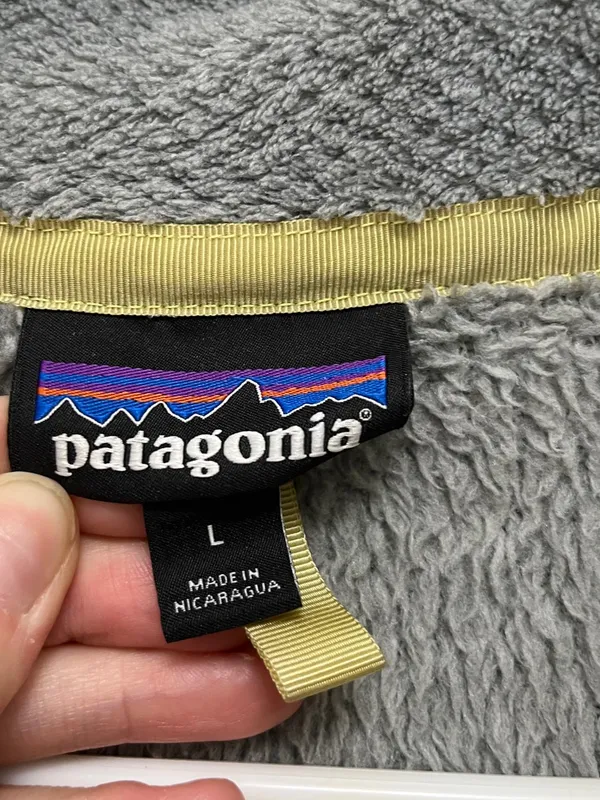 Patagonia Women's Re-Tool Snap-T Pullover - Size Large - Image 2