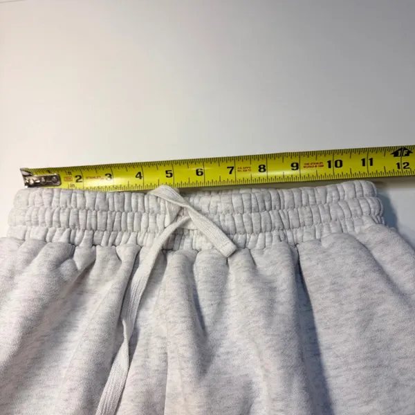 White Fox Boutique Sweatpants XS Heather Grey‎ Archive 6.0 Puff Print Joggers - Image 5