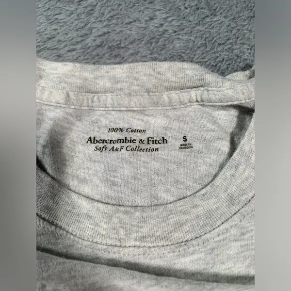 Abercrombie & fitch soft a&f collection Gray Monterey golf club T-Shirt - Image 3