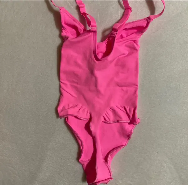 SKIMS PINK Sculpting Thong Bodysuit XS - Image 5
