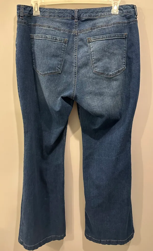 Flare Jeans - Image 2