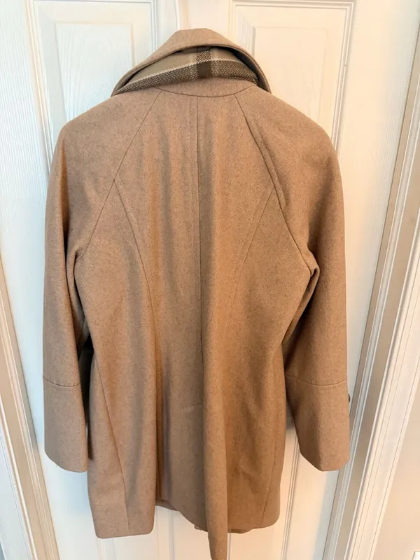 London Fog Women's Oatmeal Heather Wool Blend Raglan Coat with Scarf Size M - Image 5