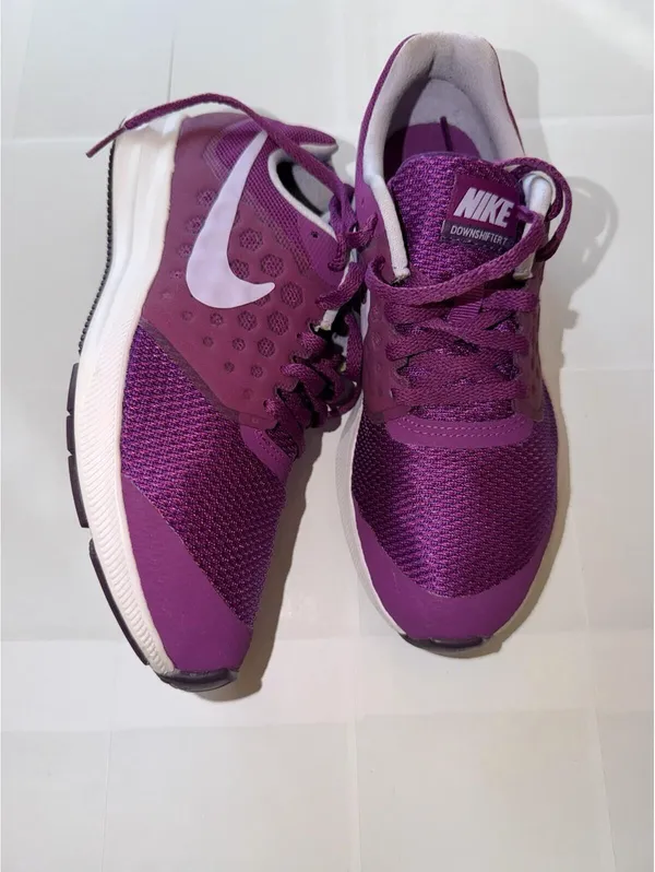 Nike Downshifter 7 Purple Running Shoes Size 8 - Image 4