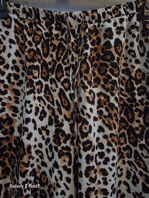 Cato Leopard Flowy Drawstring Pants M - Image 2