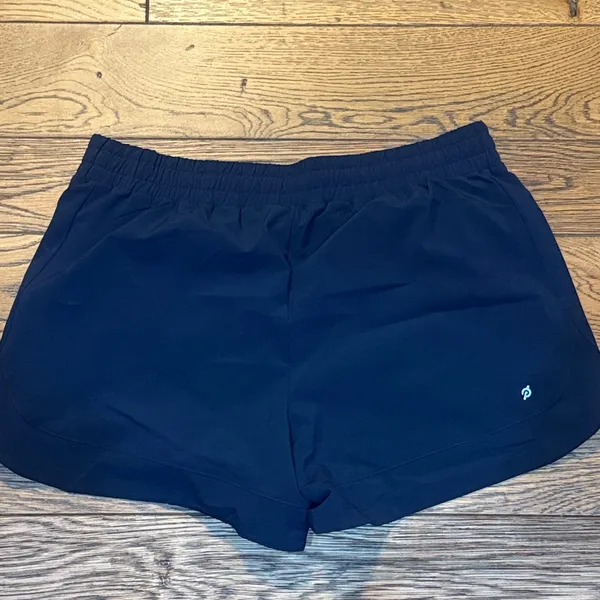 PELOTON SP222 4” VELOCITY RUN SHORT Women’s Medium New With Tags‎ - Image 6