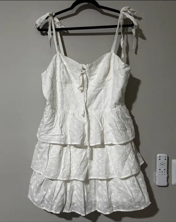 Petal & Pup CELESTE RUFFLE MINI DRESS - WHITE Size XL - Image 2