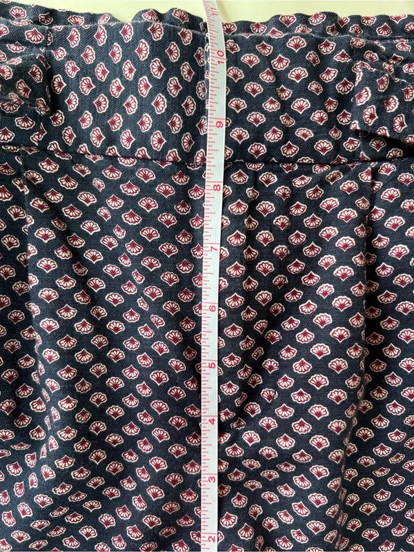 Gap Cropped Paperbag Waist Pants Navy Print Tie Waist Size 8 Capri - Image 14
