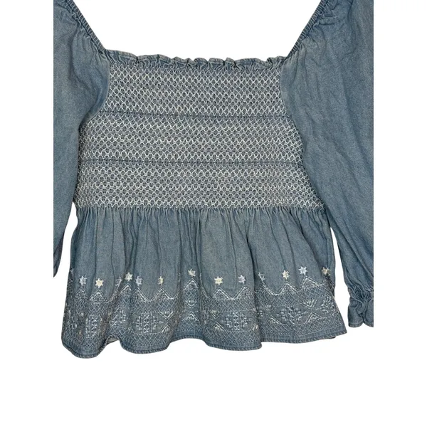 American Eagle Smocked Denim Peplum‎ Top Womens Small Blue Embroidered Babydoll - Image 4