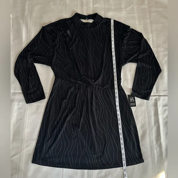 Express Chic Black Open-Back Dress - Image 11