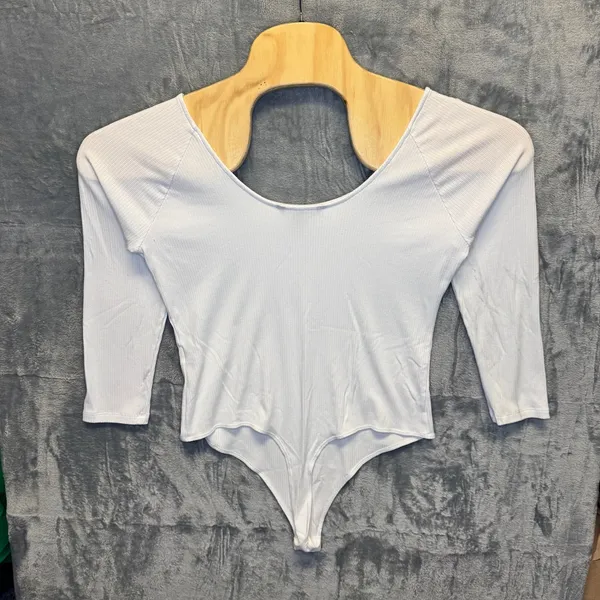 2193 | Banana Republic Ribbed Scoop Neck 3/4 Sleeve Bodysuit White Womens L - Image 2
