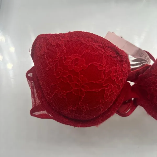 Victoria secret Red Size undefined - Image 3