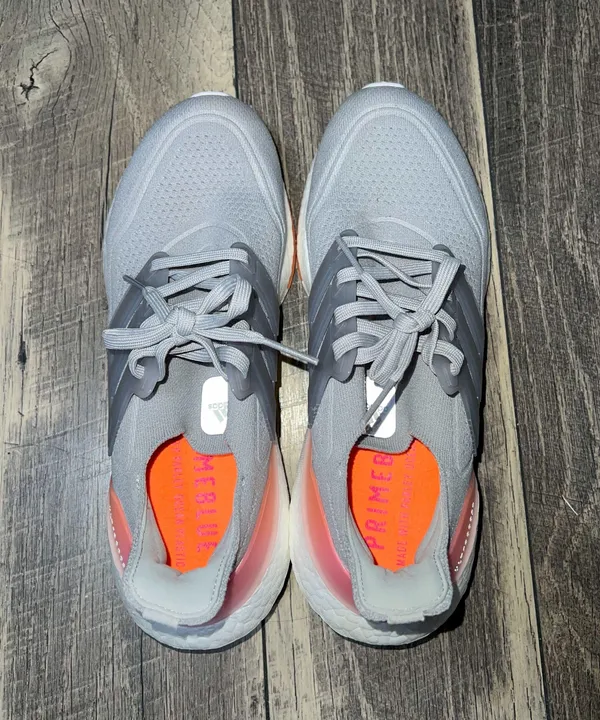 Adidas Ultraboost 22 - Image 2