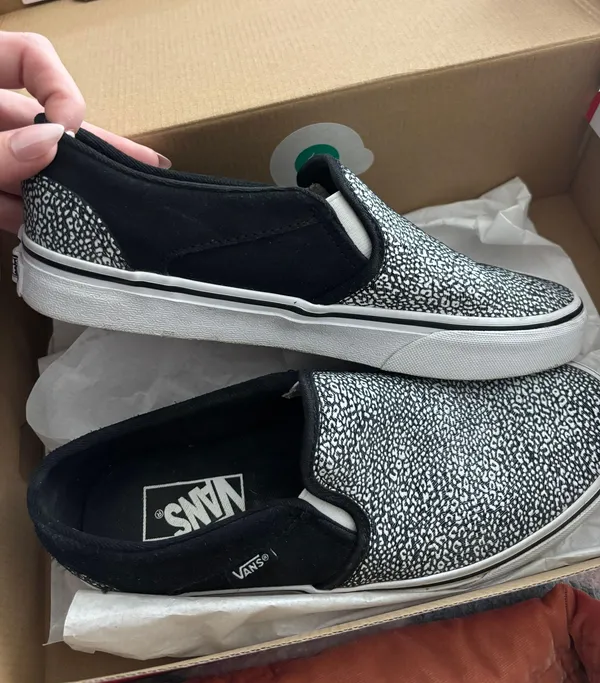 Size 8 - Image 3