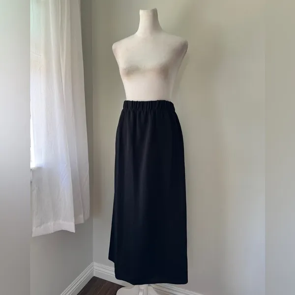 Vintage ‘90s San Remo by Laura Knits Black Knit Sweater Elastic Waist Maxi Skirt - Image 2