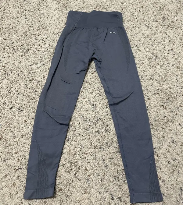 AYBL Seamless Leggings - Image 2