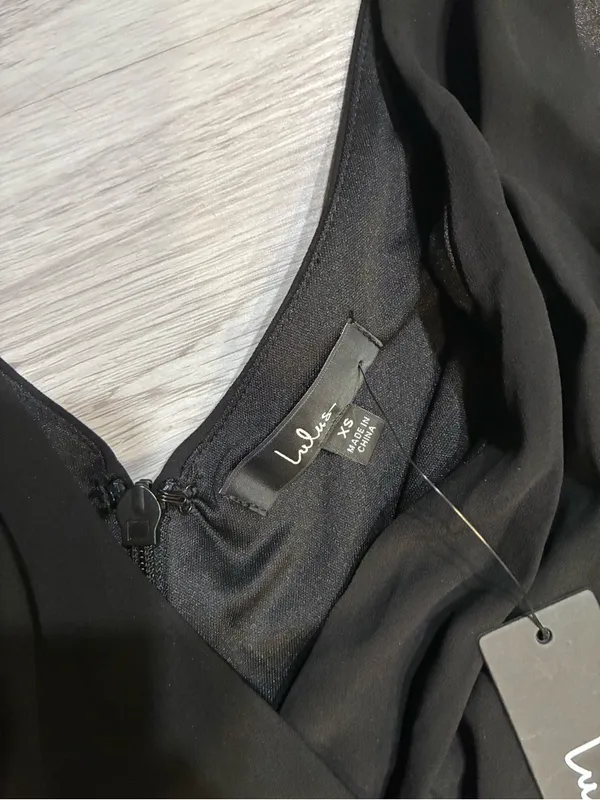 Lulu's Elegant Black V-Neck Maxi Dress with Front Slit - Image 7