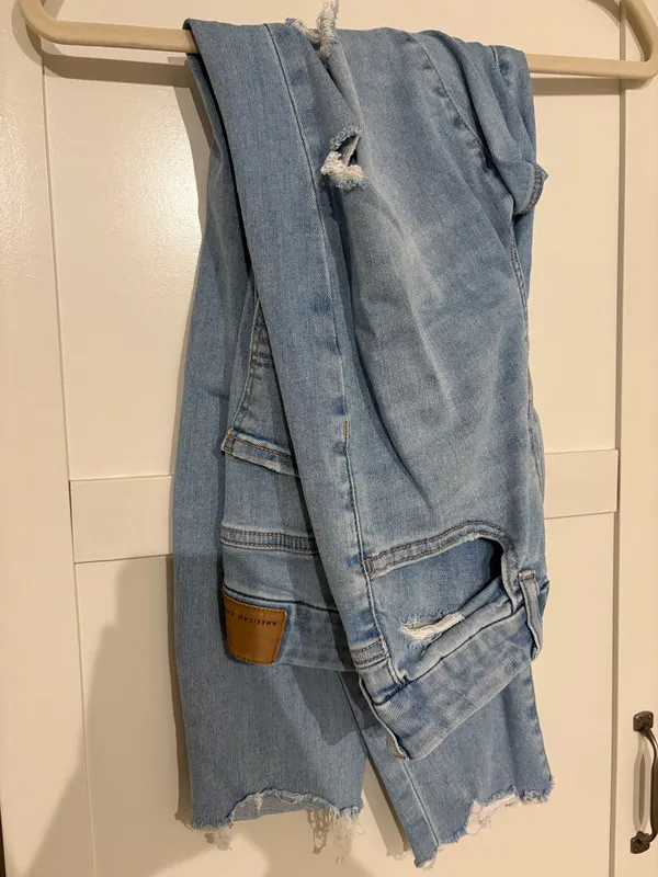 American Eagle Jeans - Image 2