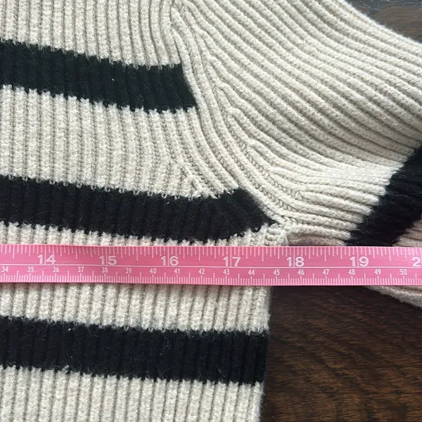 English‎ Factory Striped Turtleneck Sweater - Image 6