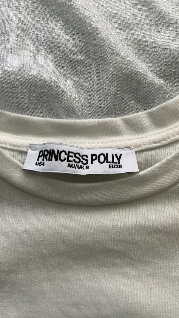 Princess Polly Italia Cropped T-Shirt - Image 2