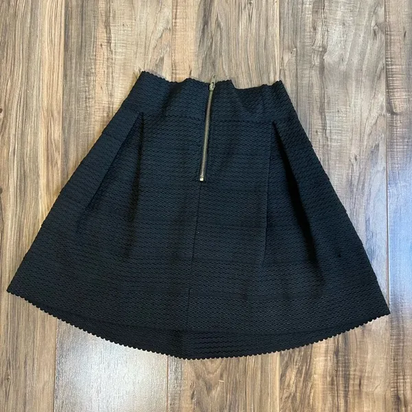 Honey punch‎ small black skirt - Image 3