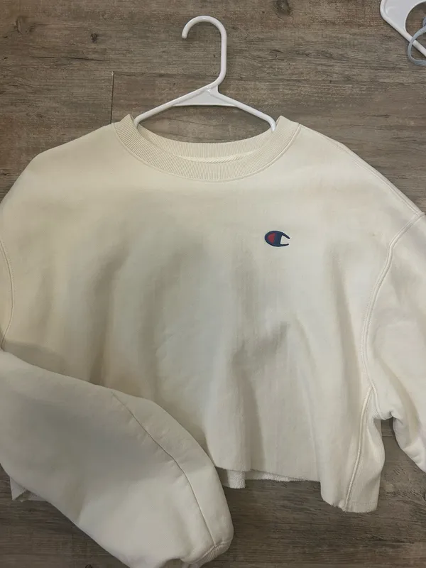Champion Sweatshirt Crewneck - Image 2