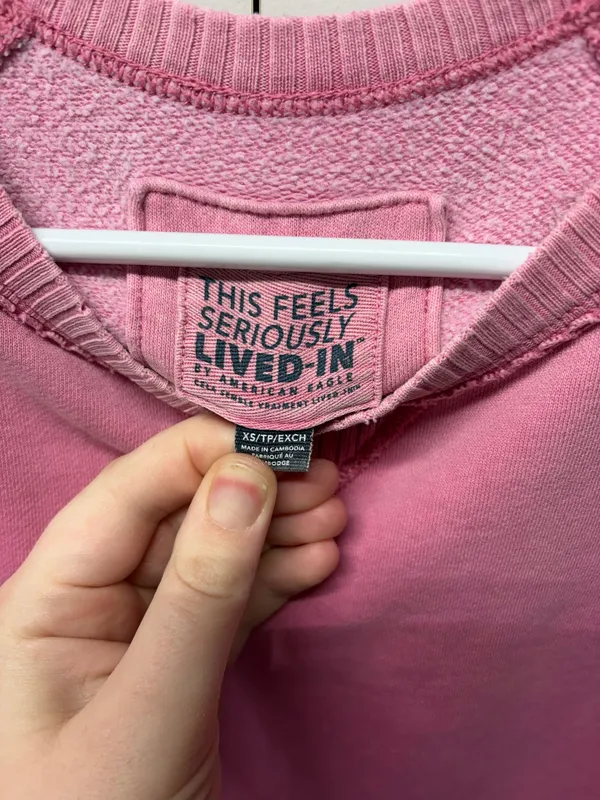 American Eagle Distressed Sweatshirt Oversized - Image 3