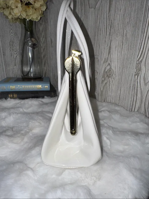 Vintage Structured White Patent Top - Image 5
