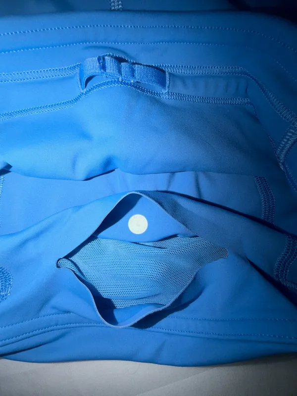 Lululemon high-rise baby blue leggings - Image 6