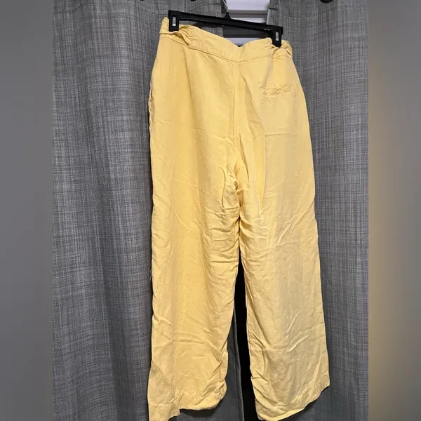 Ashely Park x RTR yellow pants - Image 3
