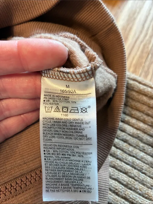 Old Navy zip up hoodie sweatshirt - Image 5