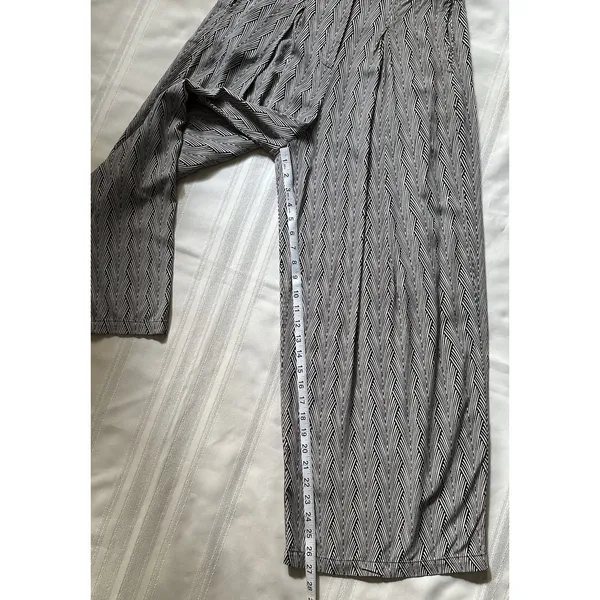Valija wide-leg trousers, size 6, cream/black, viscose, geometric print. - Image 7
