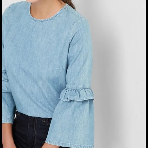 Gap‎ for Good Women's Size Small Chambray Top Ruffle Bell Sleeve Medium Indigo - Image 2