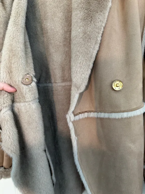 Via Spiga Fur Coat - Image 2