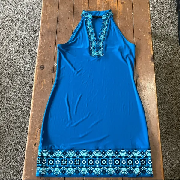 White House Black Market Beaded Turquoise Jersey Embroidered Shift Dress - Image 2