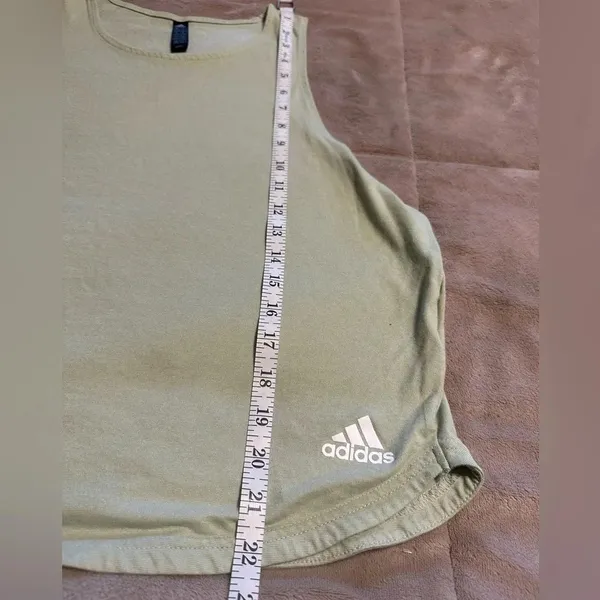 Adidas Tank Top Women’s Size XL Cropped Green - Image 2