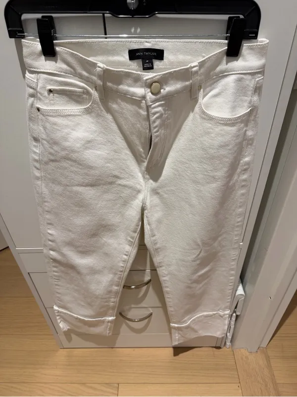 Ann Taylor White Womens Jeans - Classic Straight Fit - Image 4